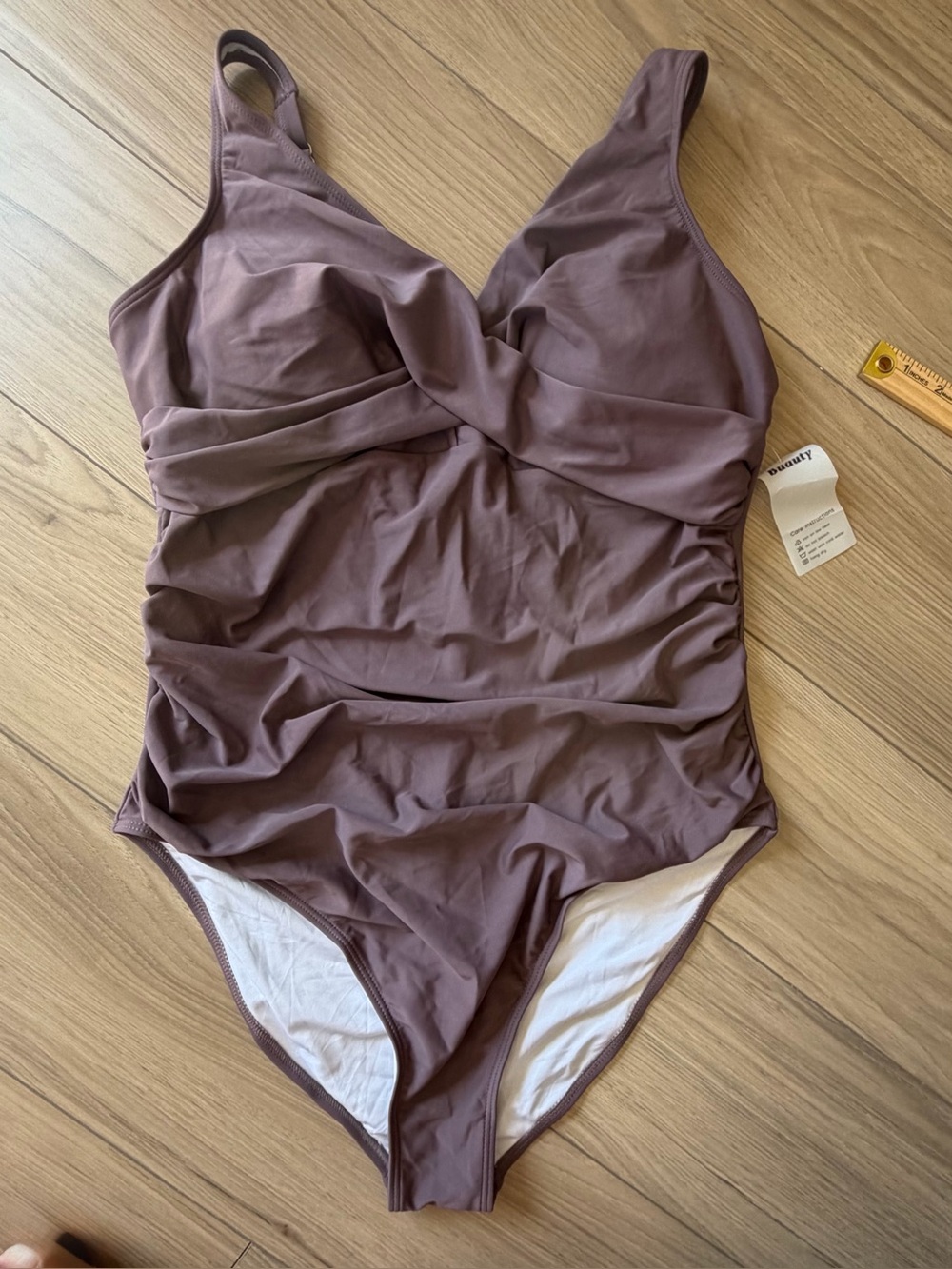 Buauty Mauve Twist-Front One-Piece Swimsuit Roushed Front Slimming Panel Sz XL